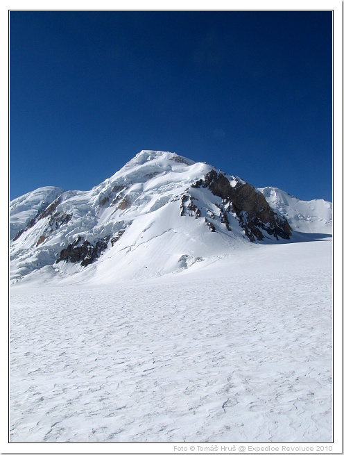 Pik polosatyj (6384 m) (klikněte pro násl. obrázek) 